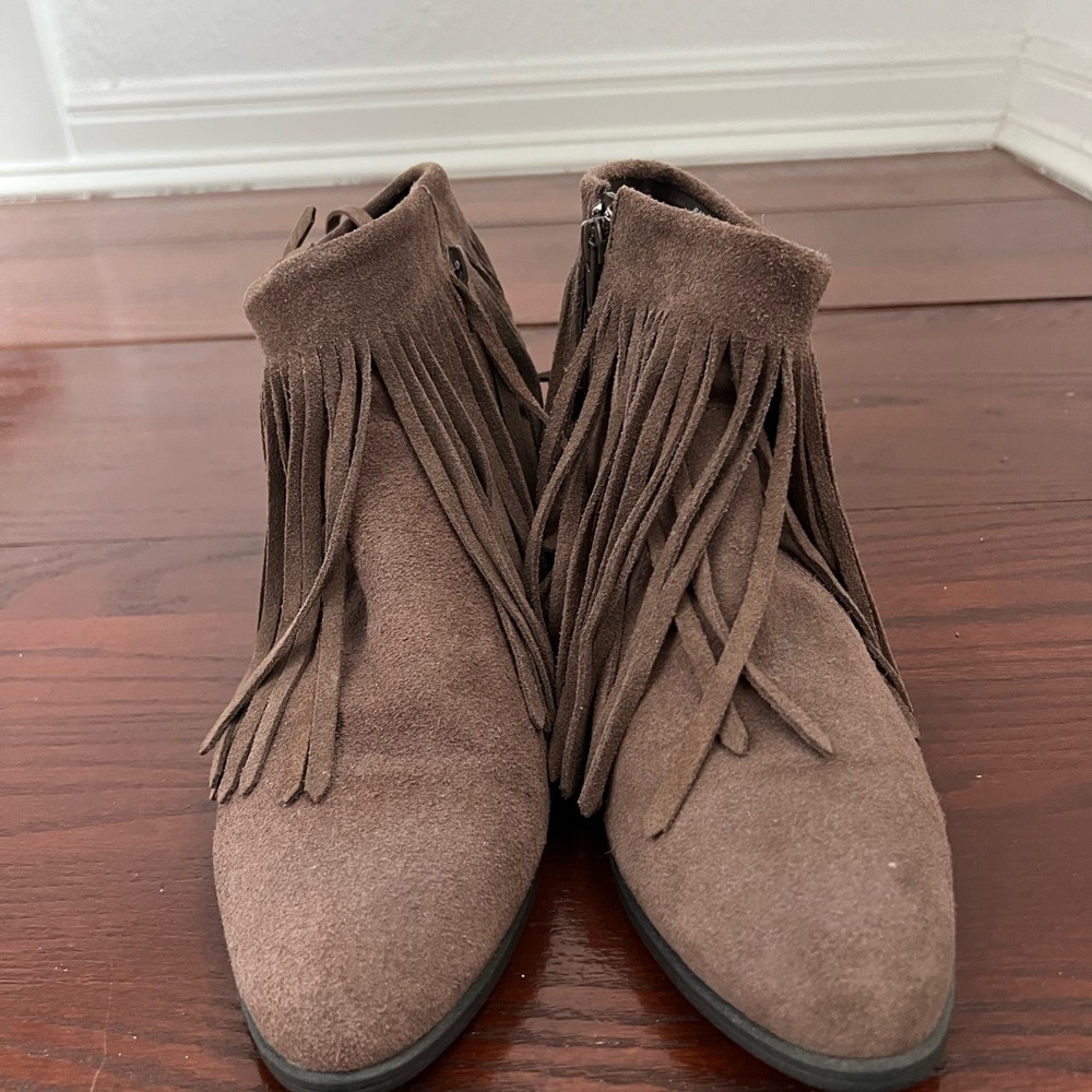 Steve Madden Suede Leather Fringe Patzee Ankle Boot | brown | 10M - Picture 3 of 13